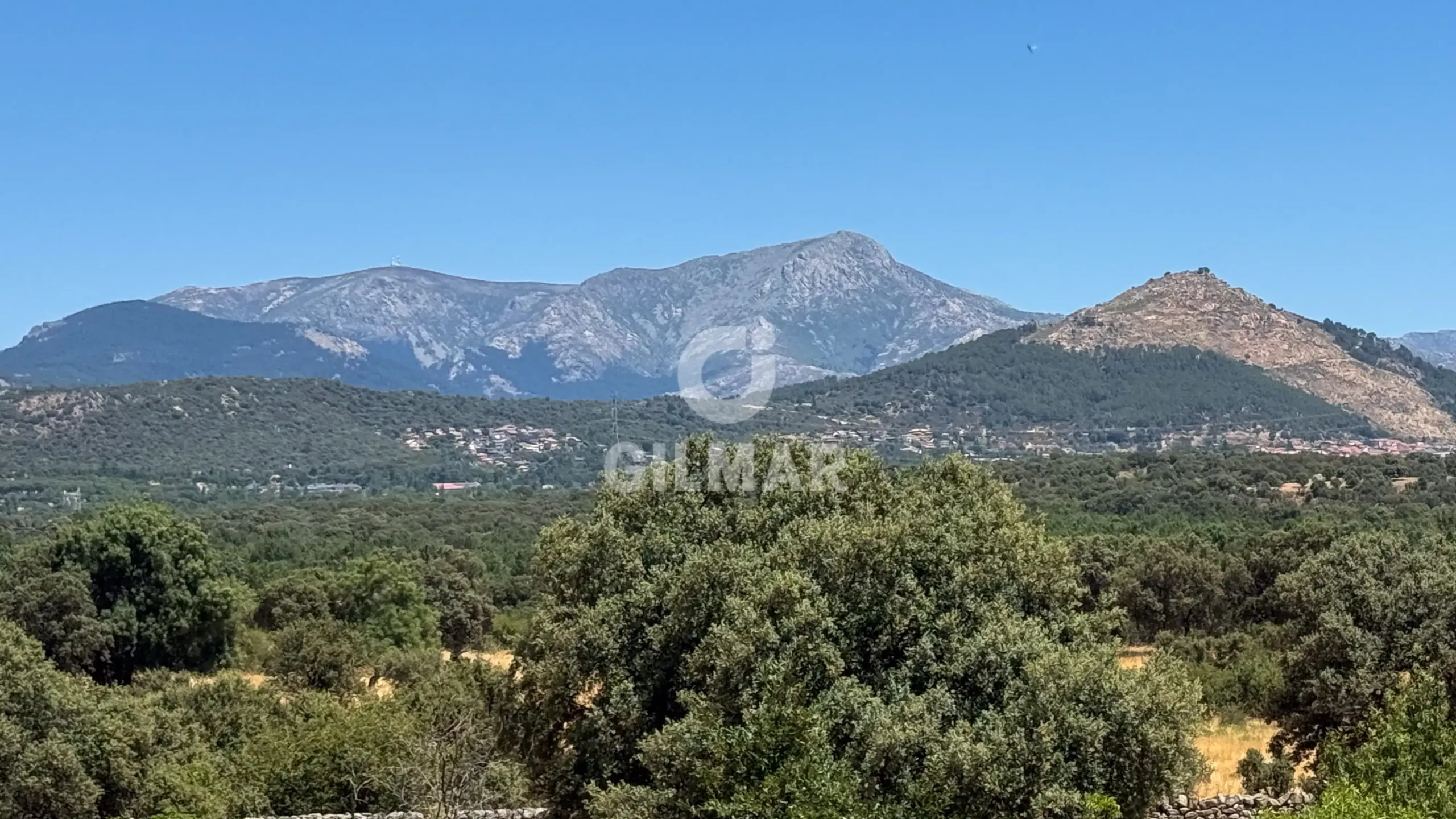 Semi-detached house in Guadarrama - Madrid