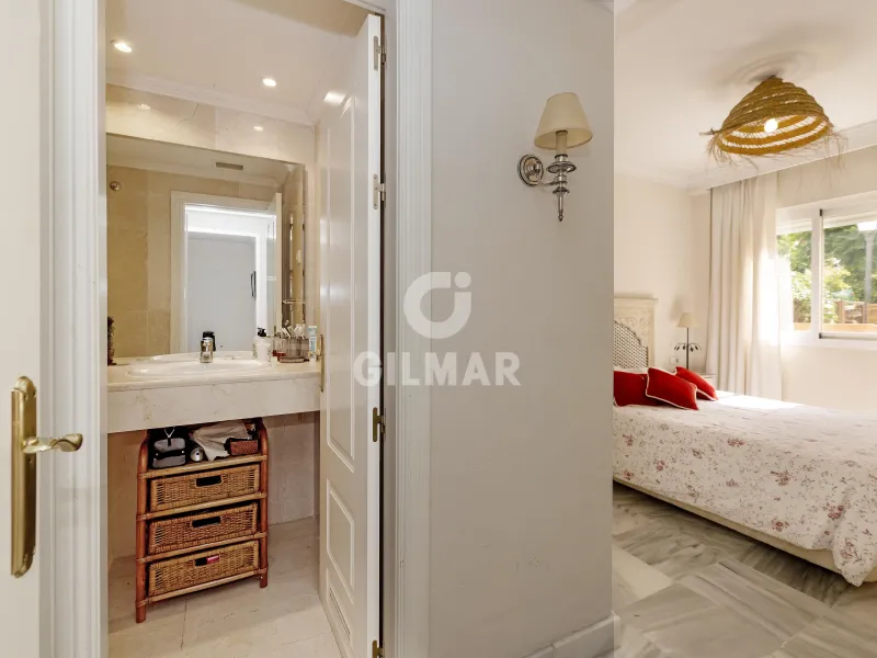 Ground floor apartment in Marbella Ciudad - Málaga