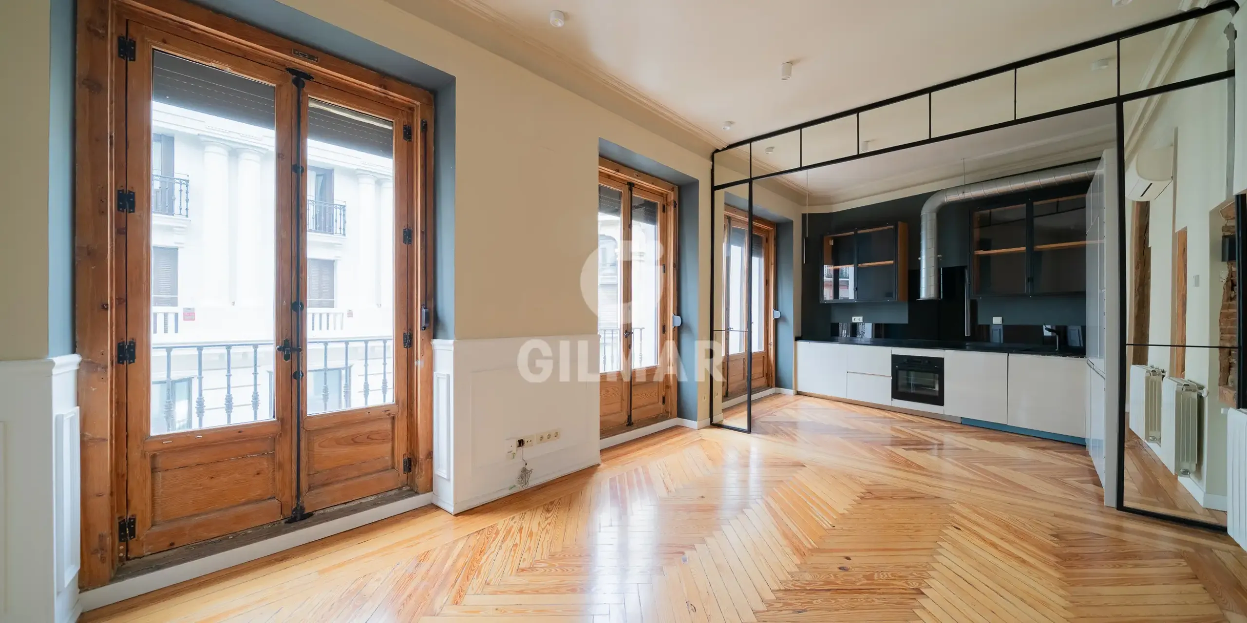 Apartment in Cortes - Madrid
