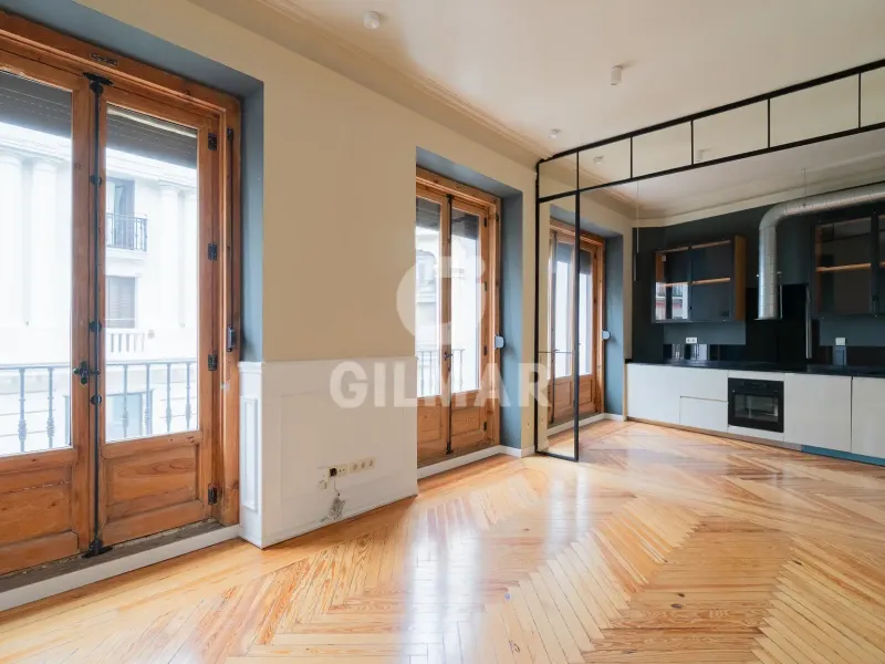 Apartment in Cortes - Madrid