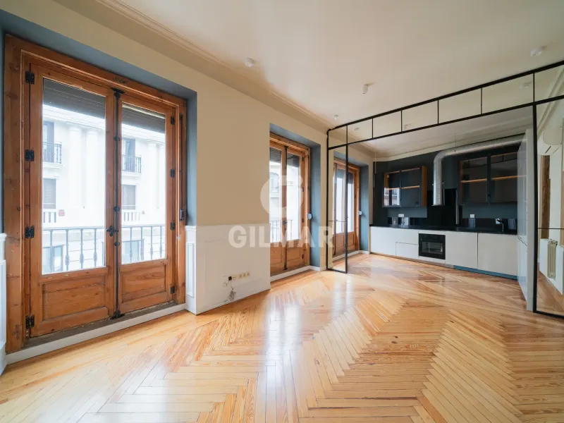 Apartment in Cortes - Madrid