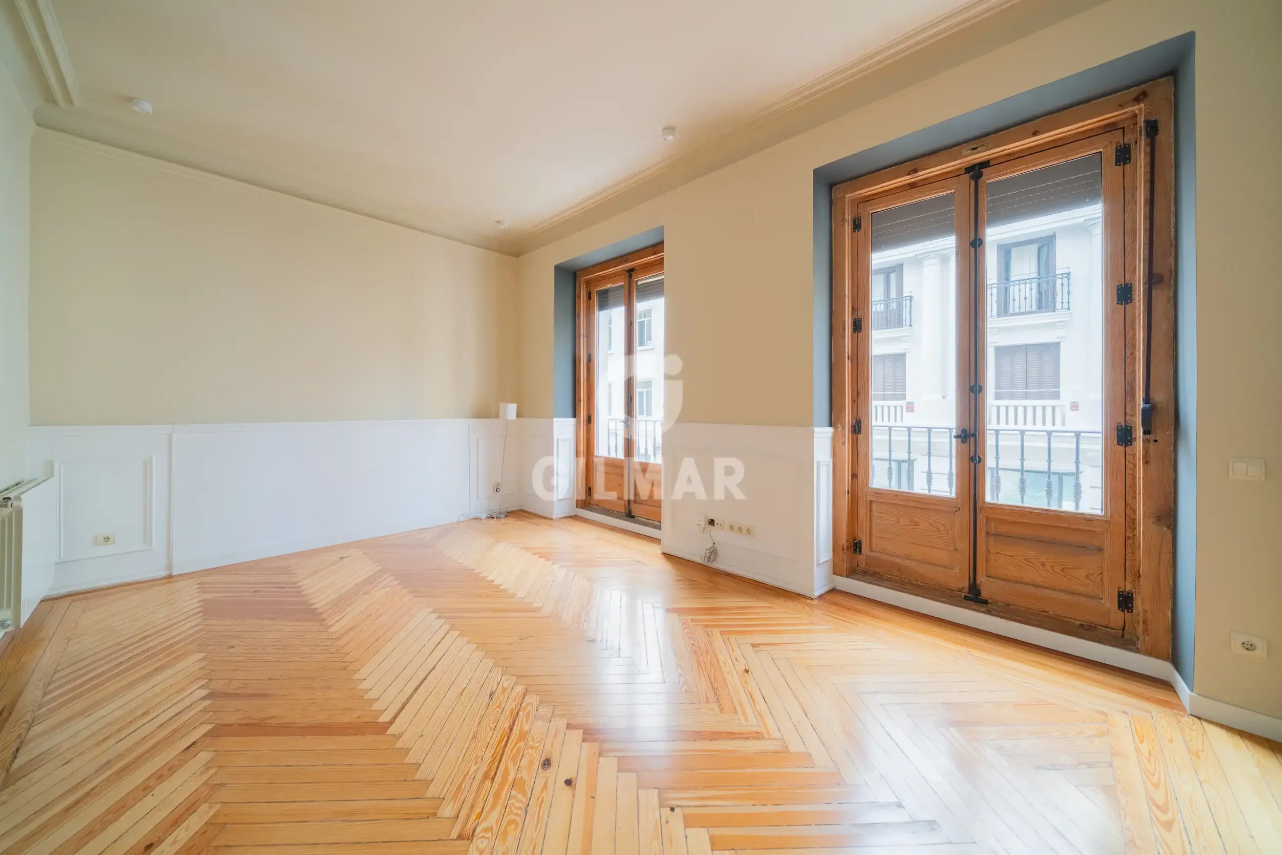 Apartment in Cortes - Madrid