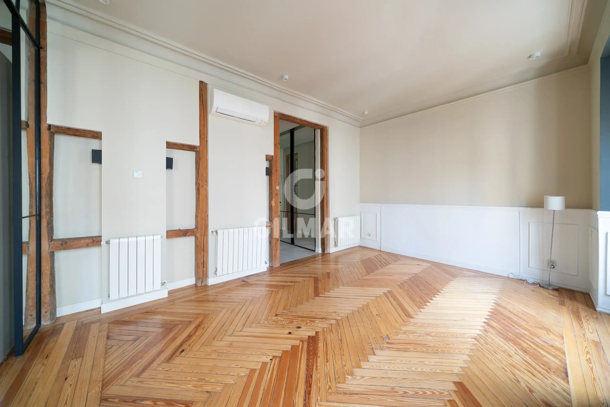 Apartment in Cortes - Madrid