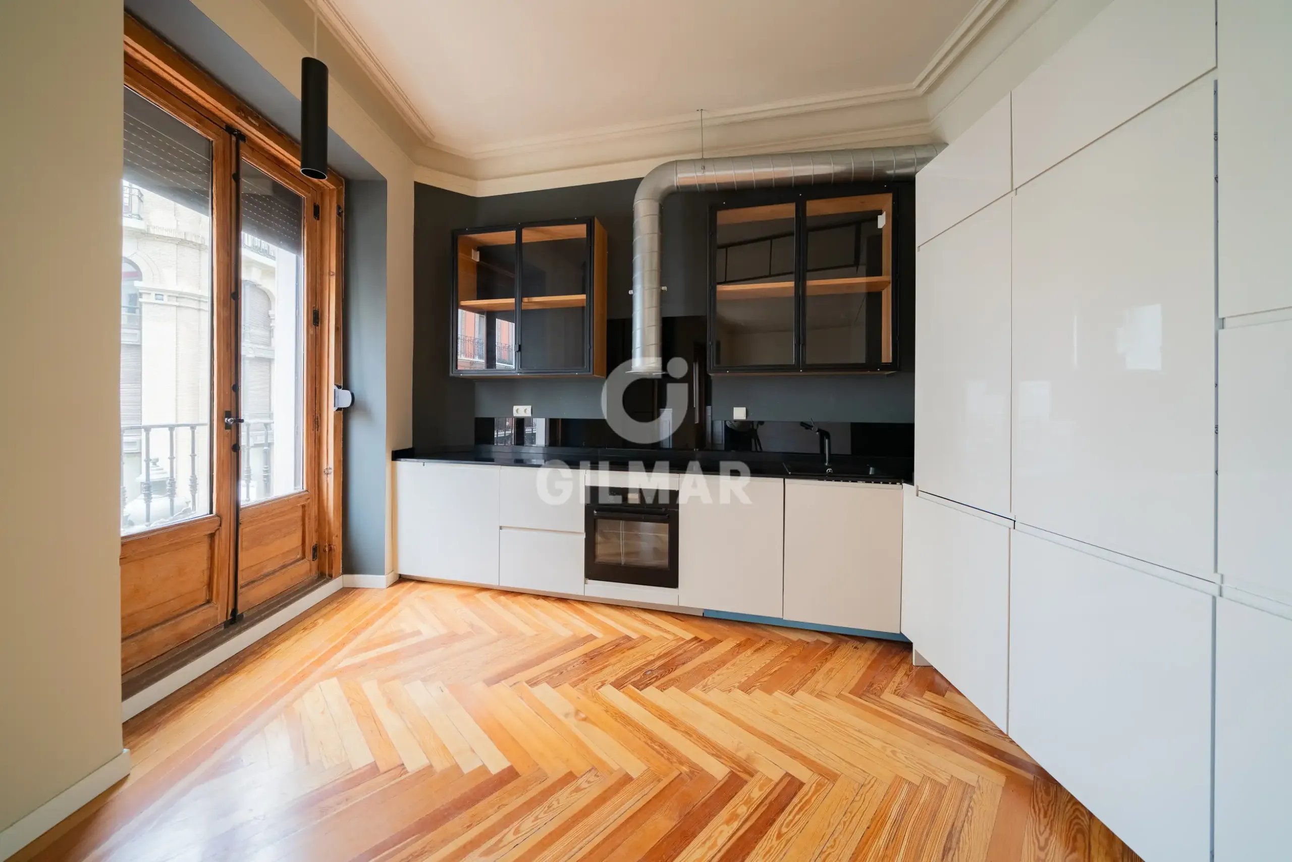 Apartment in Cortes - Madrid
