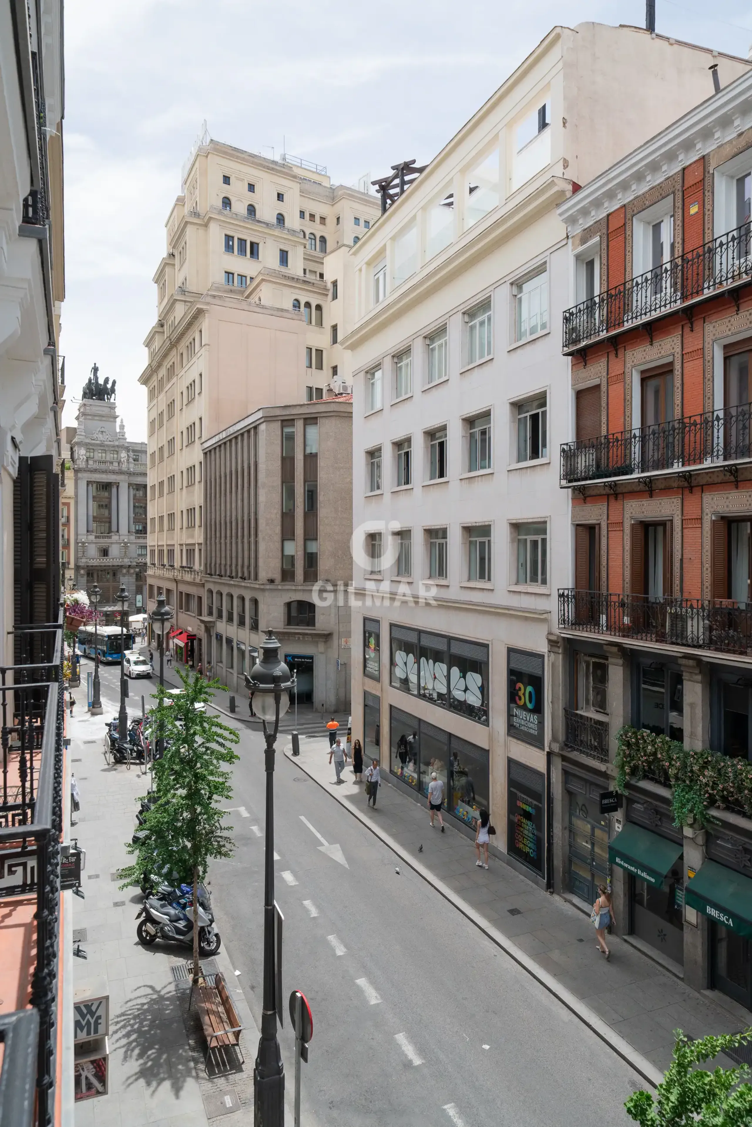 Apartment in Cortes - Madrid