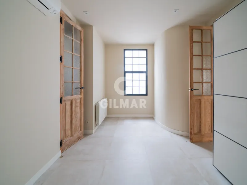 Apartment in Cortes - Madrid