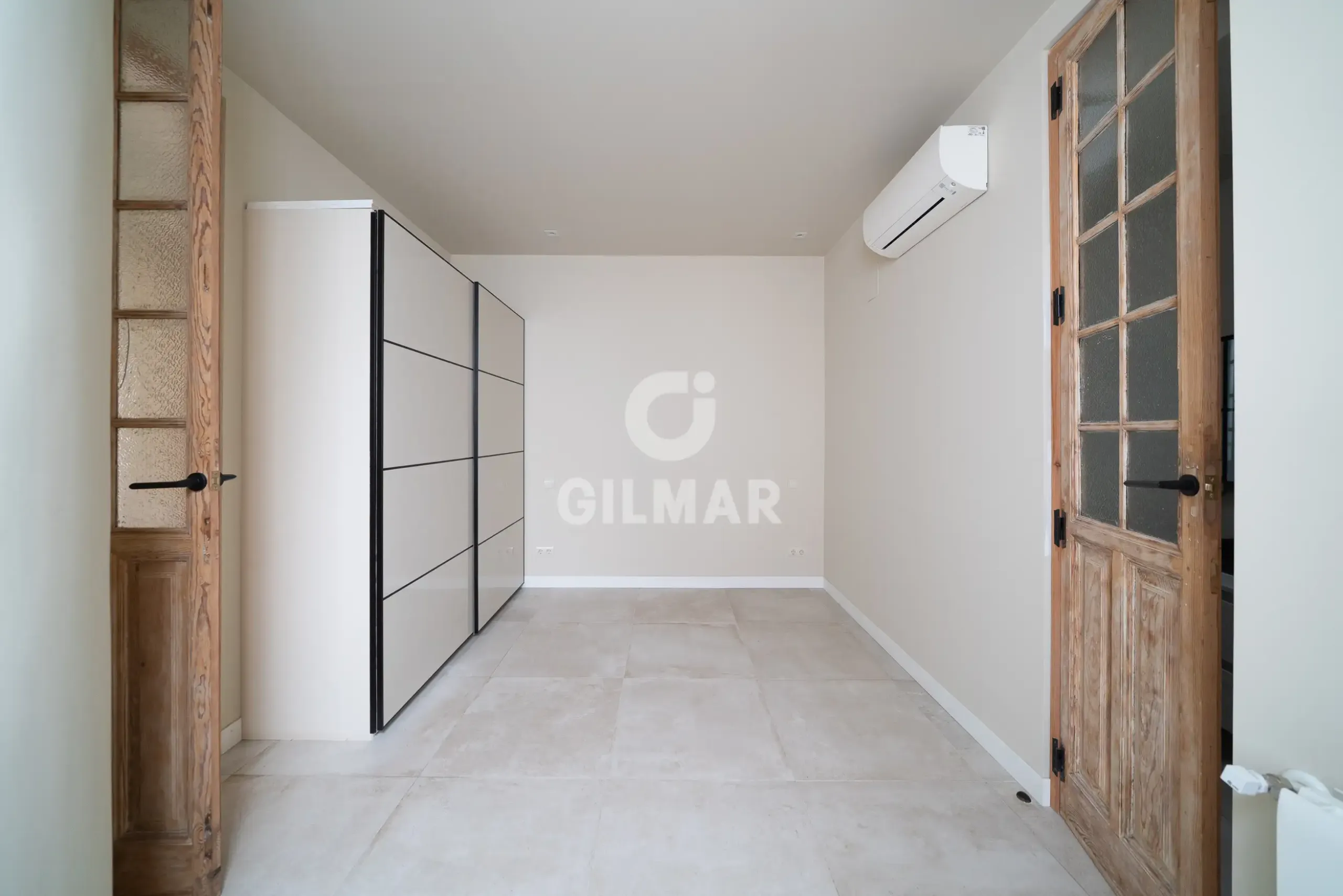 Apartment in Cortes - Madrid