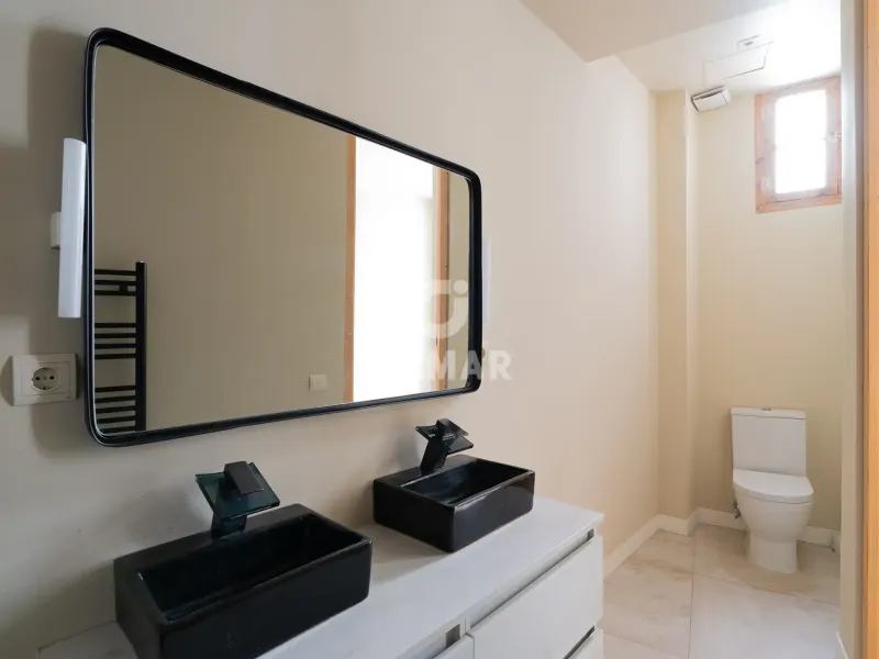 Apartment in Cortes - Madrid