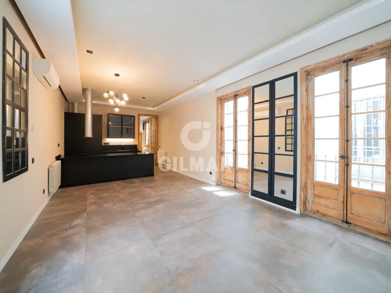Apartment in Cortes - Madrid