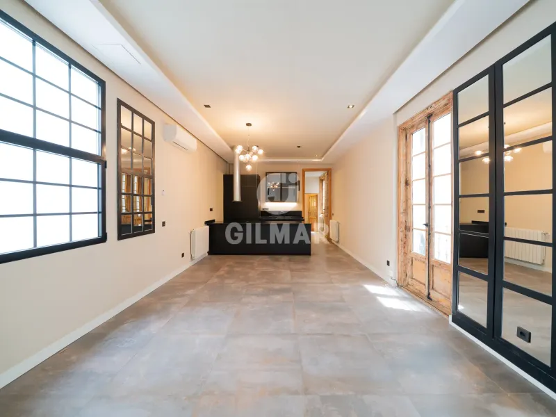 Apartment in Cortes - Madrid