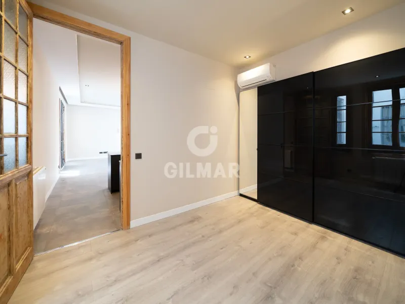 Apartment in Cortes - Madrid