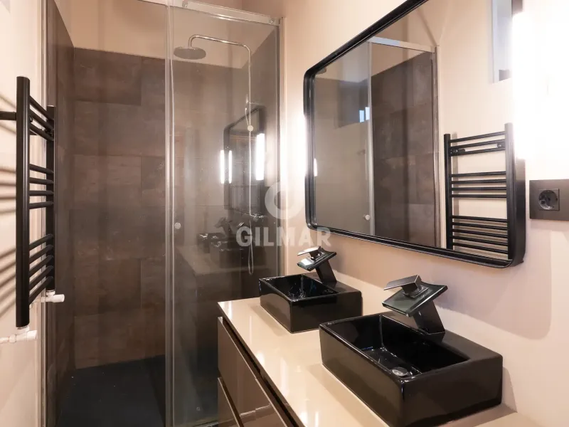 Apartment in Cortes - Madrid