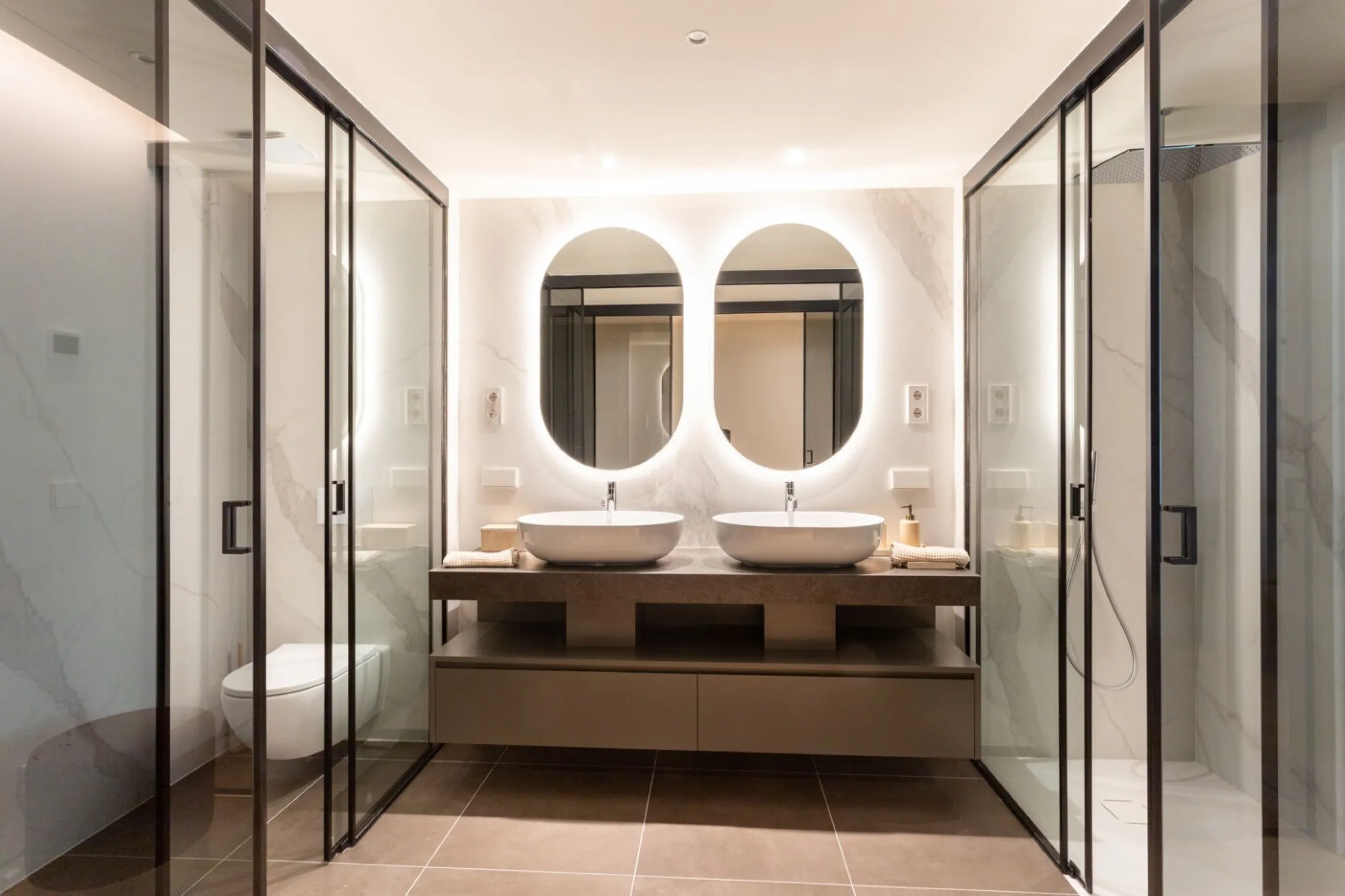 Premium Apartments in Eixample Near Passeig de Gracia, Barcelona