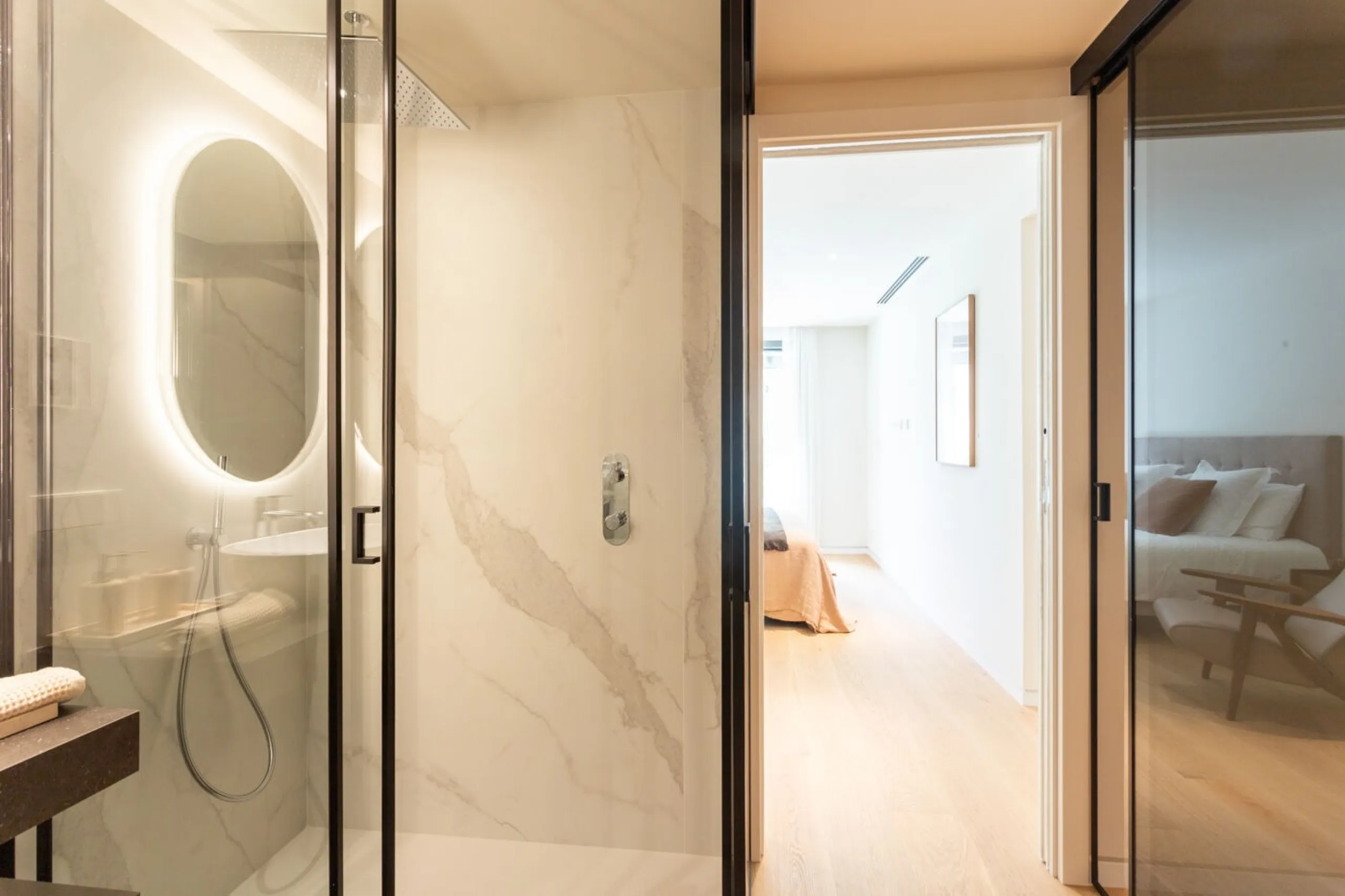 Premium Apartments in Eixample Near Passeig de Gracia, Barcelona