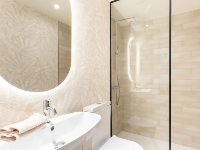 Premium Apartments in Eixample Near Passeig de Gracia, Barcelona
