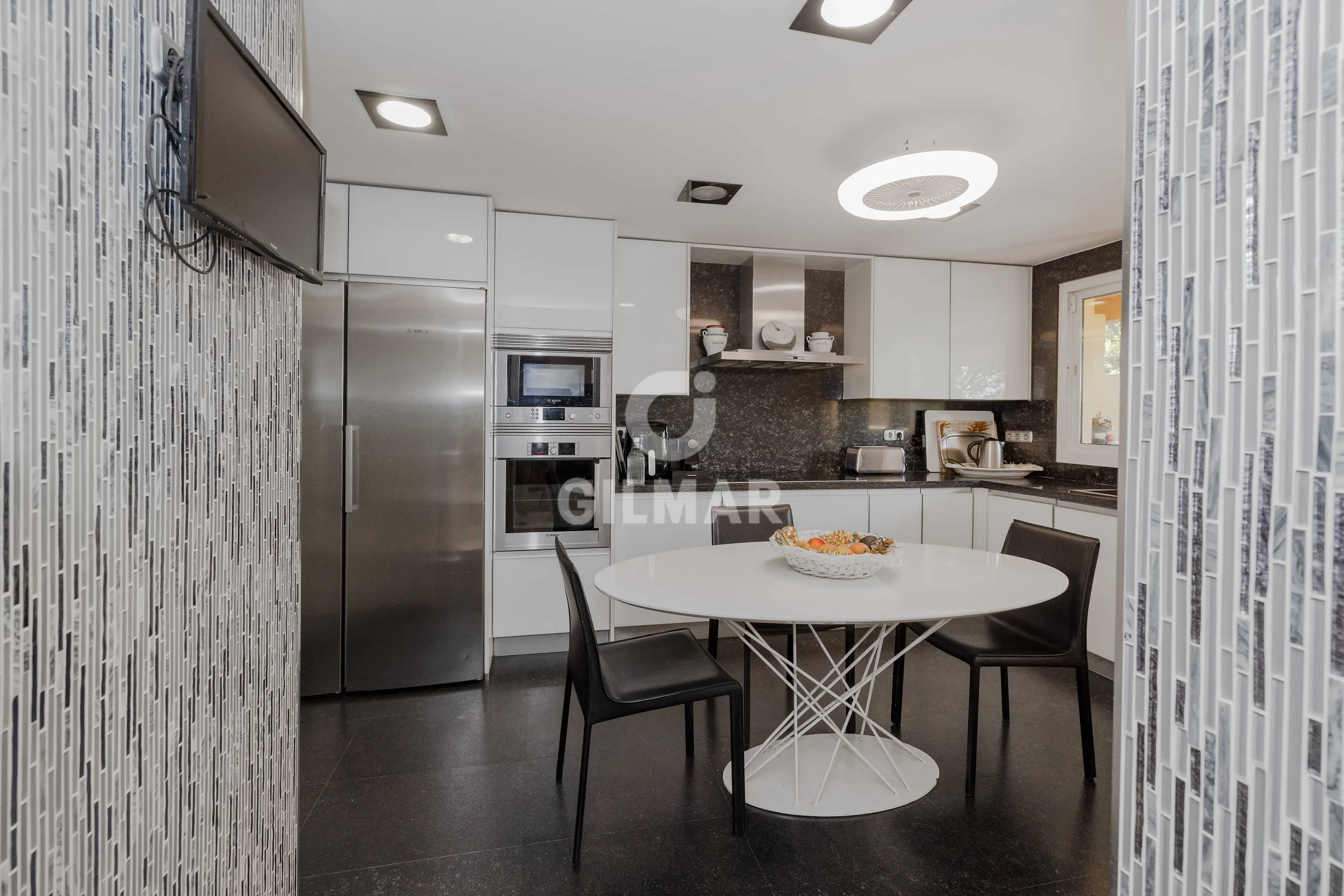 Duplex penthouse in Marbella Este - Málaga