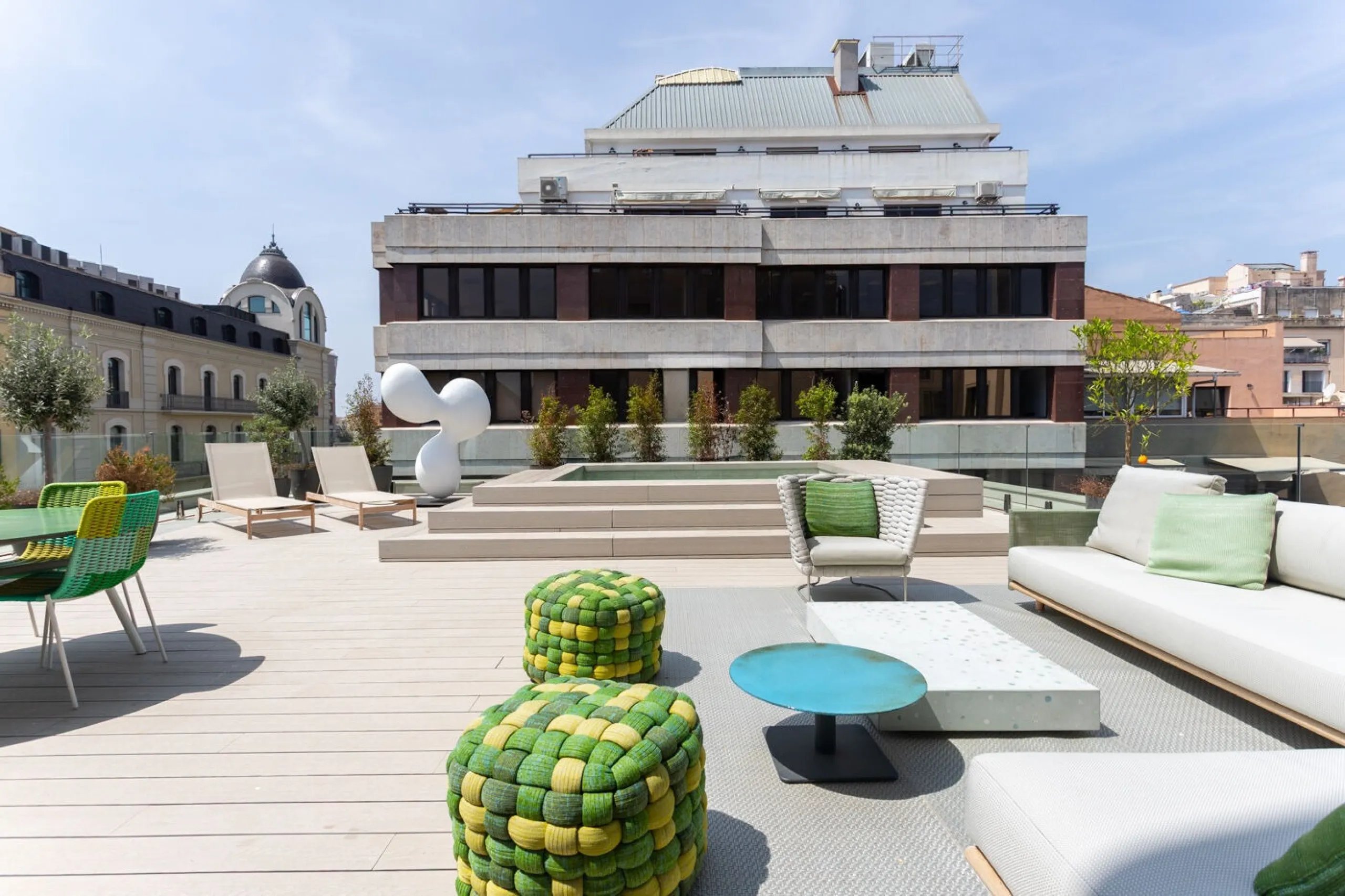 Premium Apartments in Eixample Near Passeig de Gracia, Barcelona