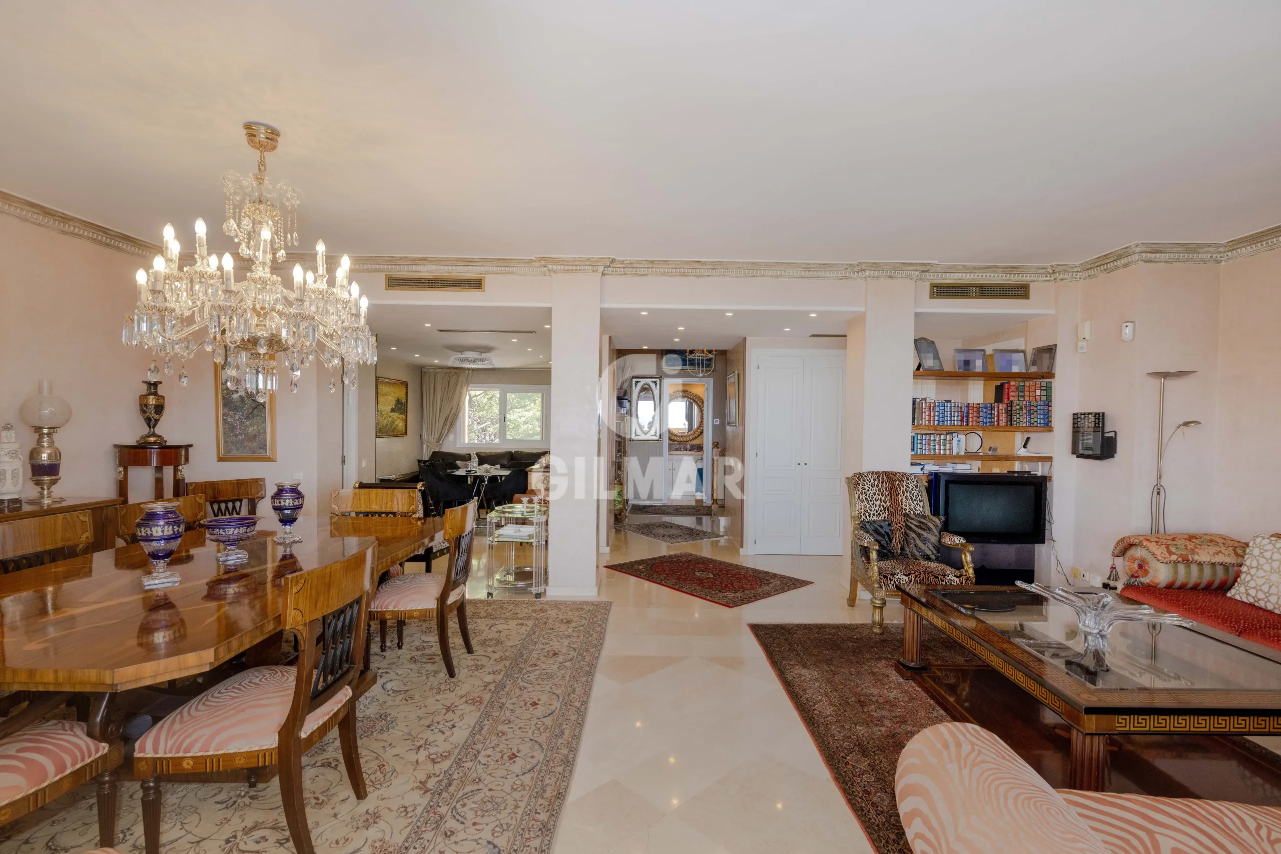 Duplex penthouse in Marbella Este - Málaga