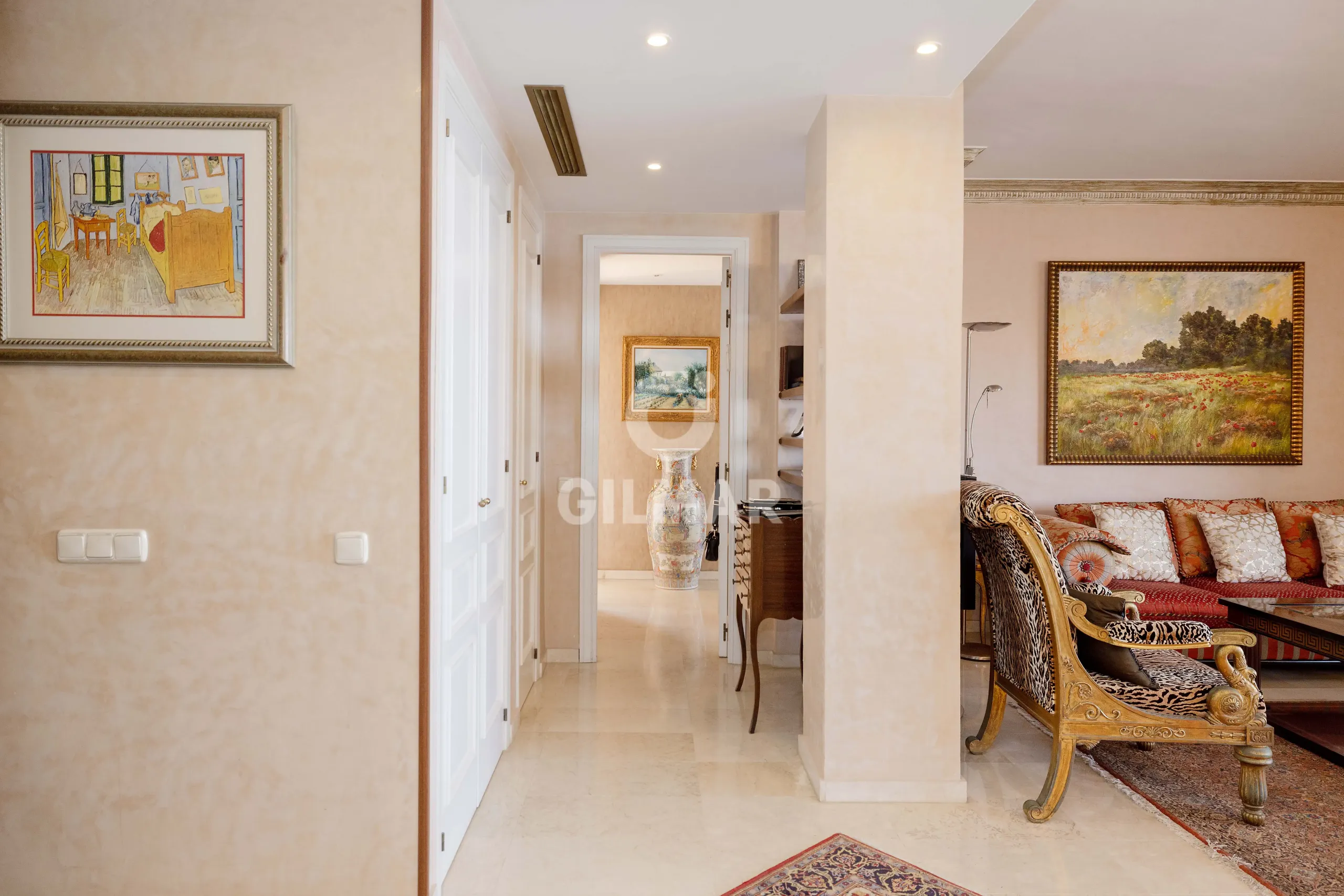 Duplex penthouse in Marbella Este - Málaga
