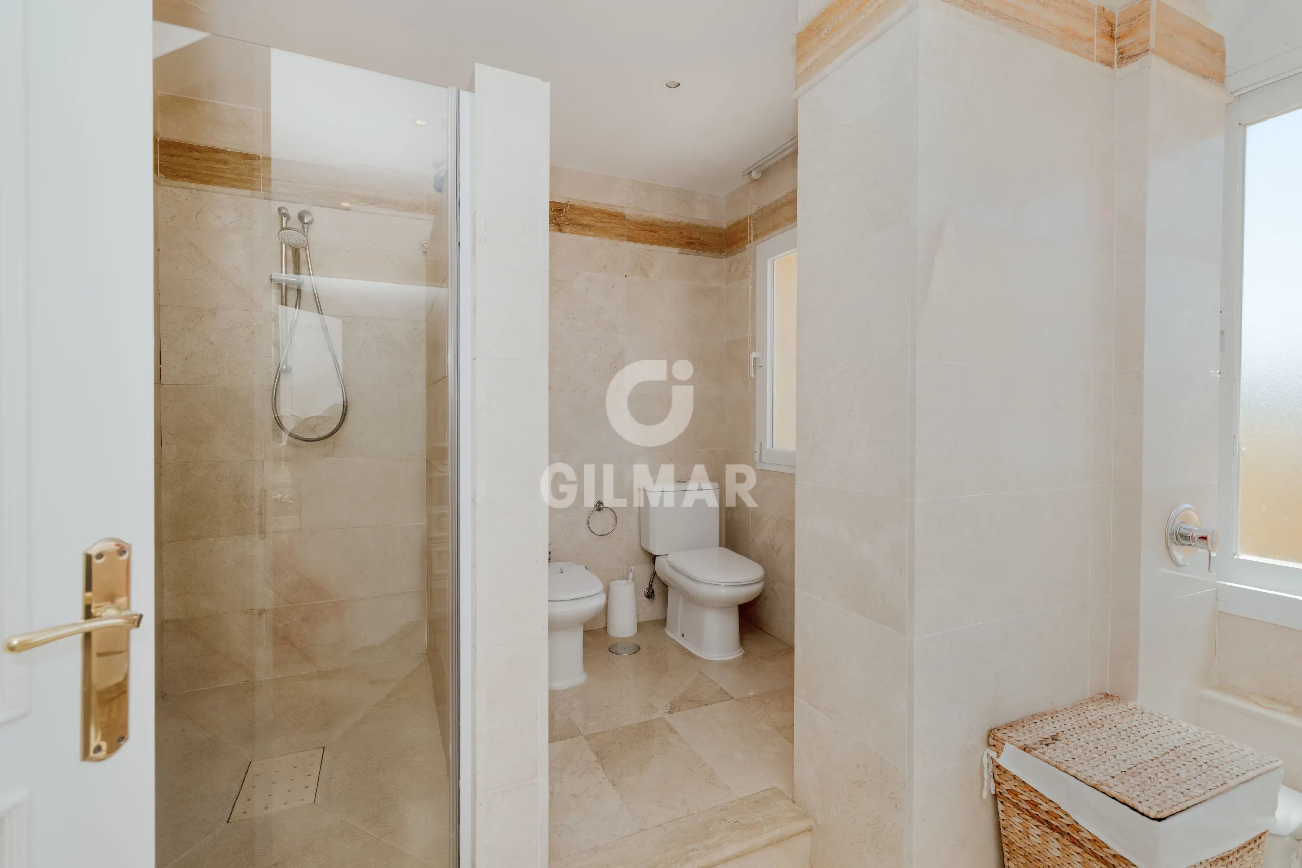 Duplex penthouse in Marbella Este - Málaga