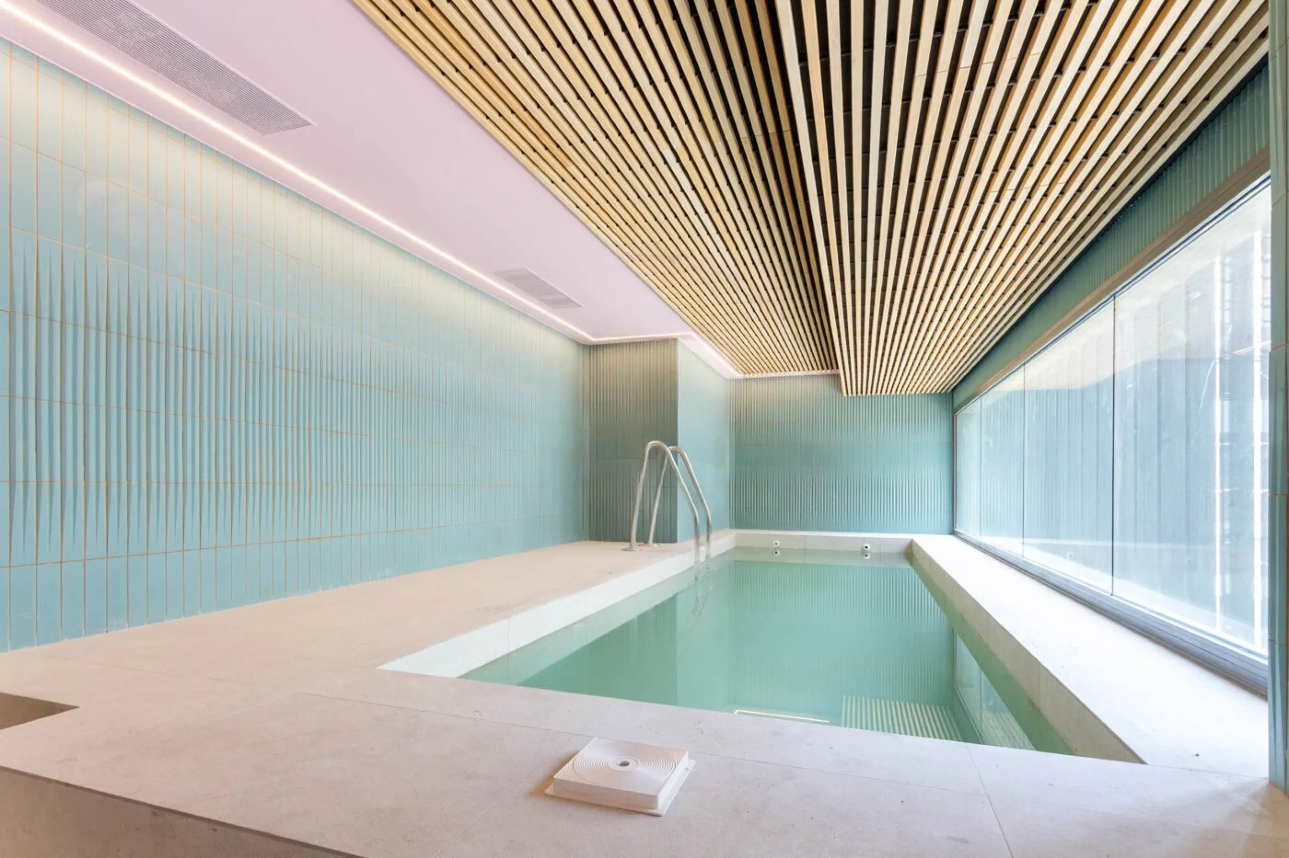 Premium Apartments in Eixample Near Passeig de Gracia, Barcelona