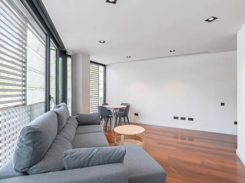 Renovated Apartment with Views of Passeig de Gracia in Eixample, Barcelona