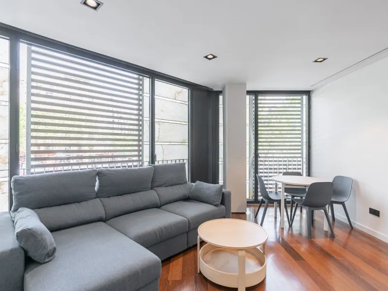 Renovated Apartment with Views of Passeig de Gracia in Eixample, Barcelona
