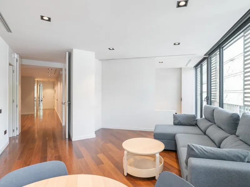 Renovated Apartment with Views of Passeig de Gracia in Eixample, Barcelona