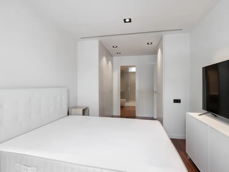 Renovated Apartment with Views of Passeig de Gracia in Eixample, Barcelona