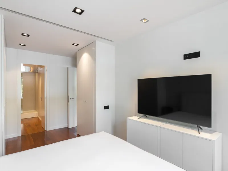 Renovated Apartment with Views of Passeig de Gracia in Eixample, Barcelona