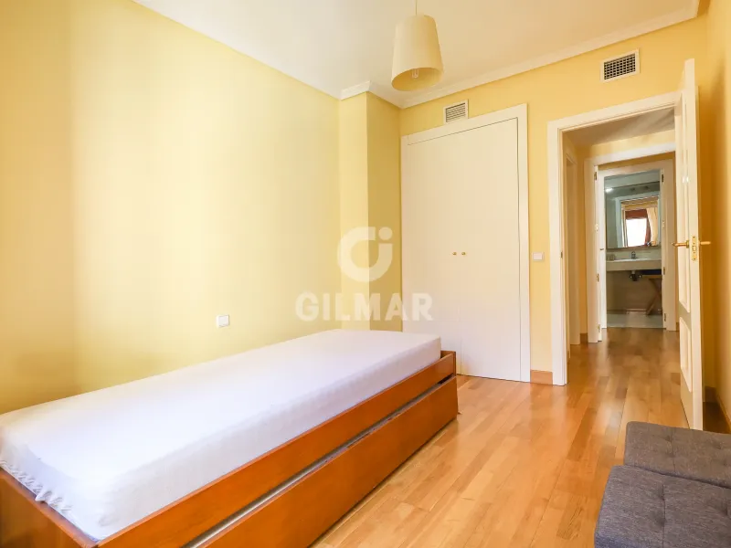 Apartment in Acacias - Madrid