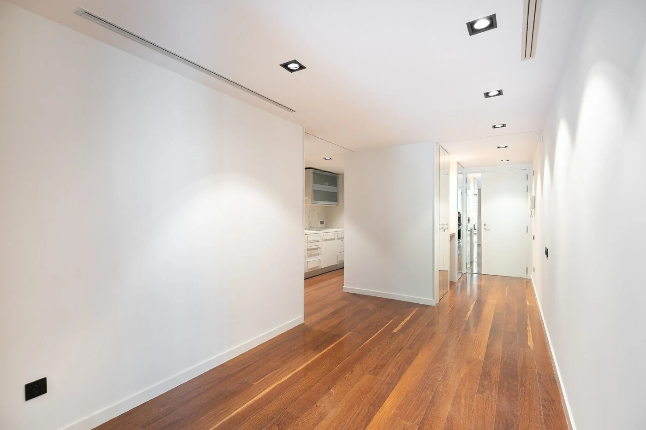Renovated Apartment with Views of Passeig de Gracia in Eixample, Barcelona
