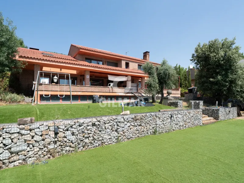 Villa in San Lorenzo de El Escorial - Madrid