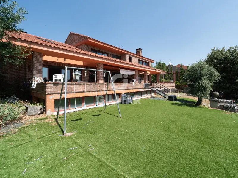 Villa in San Lorenzo de El Escorial - Madrid