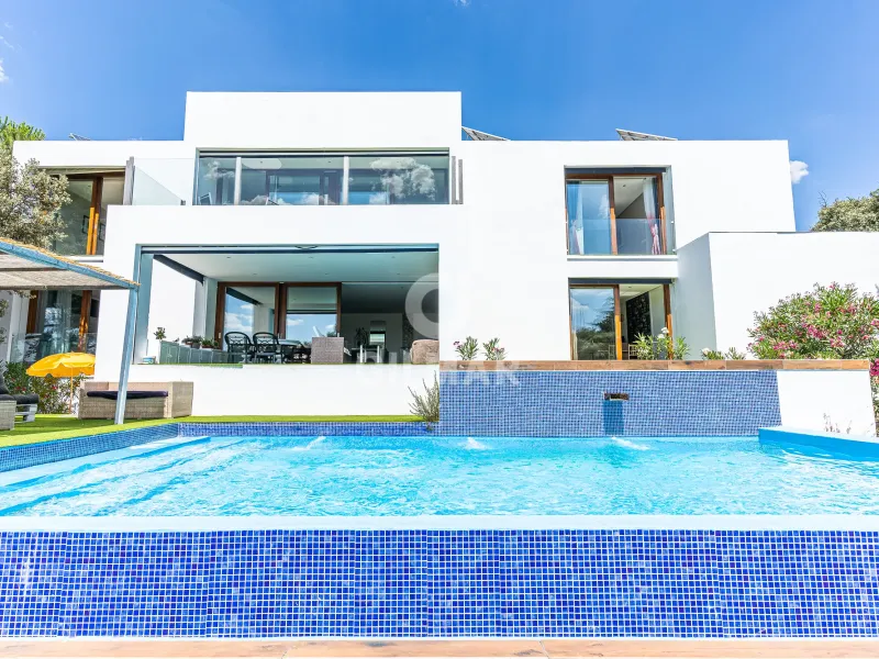 Villa in Valdemorillo - Madrid