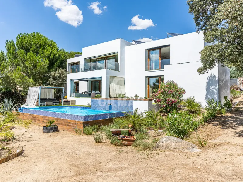 Villa in Valdemorillo - Madrid
