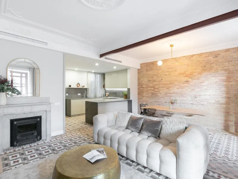 Elegant Renovated Modernist Apartment in Eixample, Barcelona