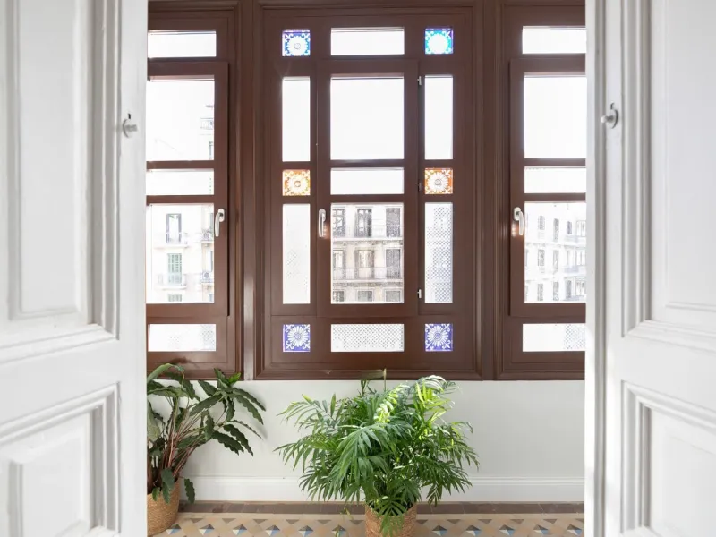Elegant Renovated Modernist Apartment in Eixample, Barcelona
