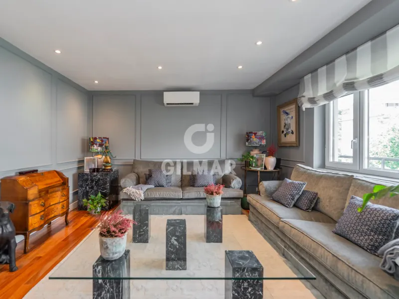 Apartment in Nueva España - Madrid