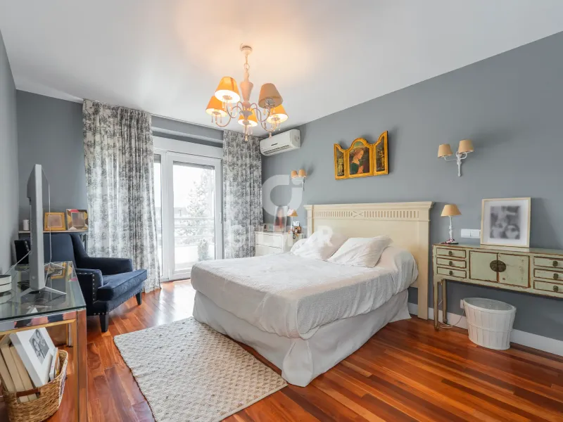 Apartment in Nueva España - Madrid