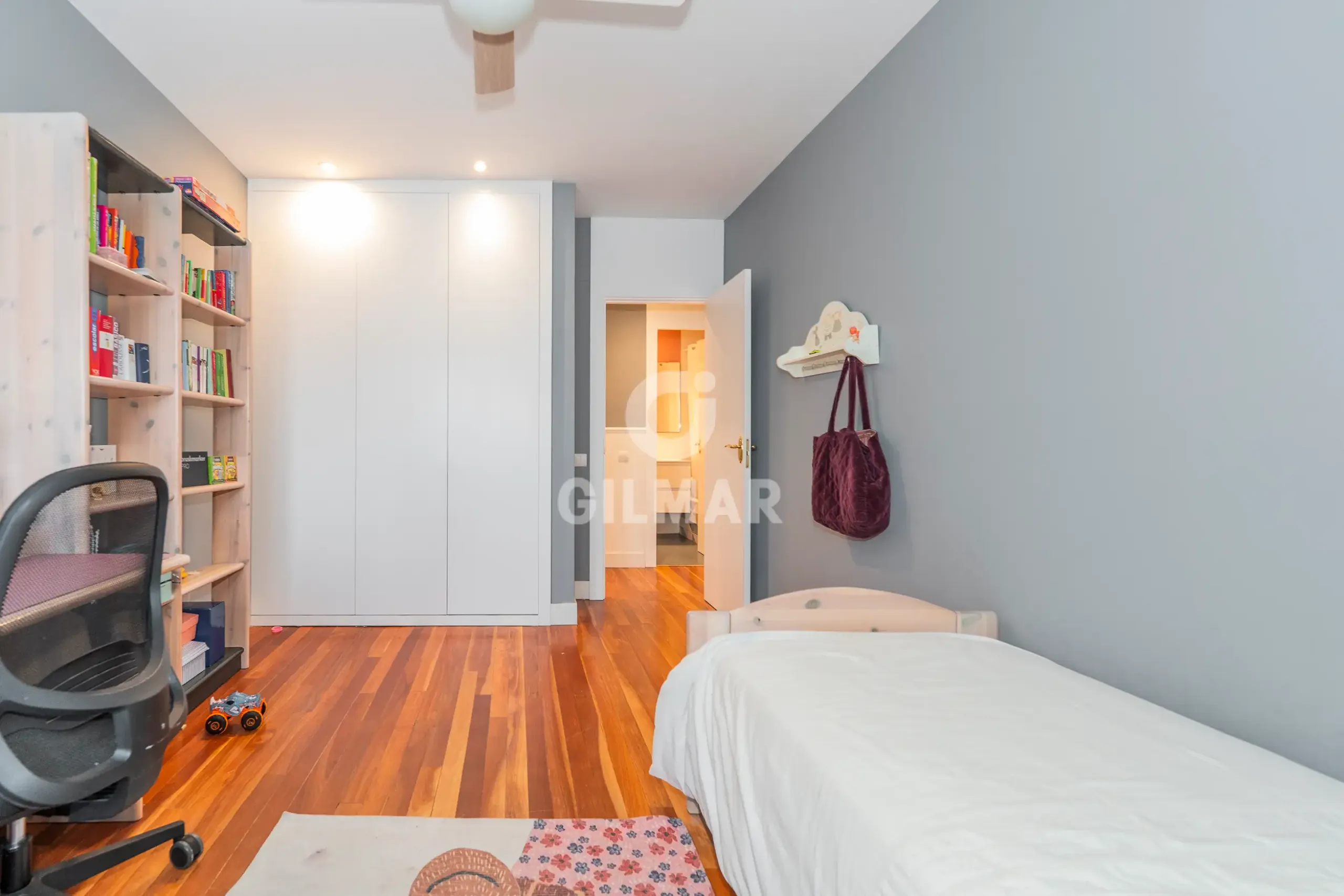 Apartment in Nueva España - Madrid