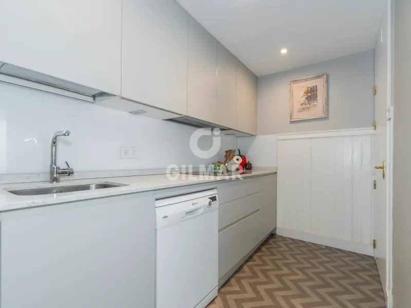 Apartment in Nueva España - Madrid