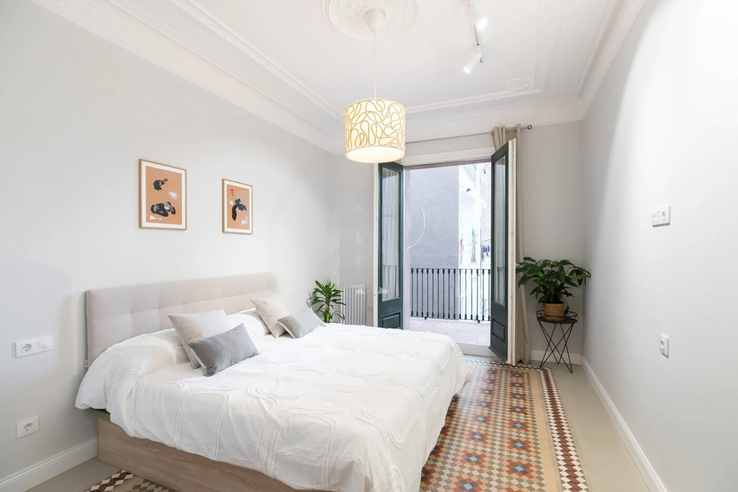 Elegant Renovated Modernist Apartment in Eixample, Barcelona