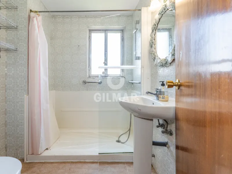Apartment in Nueva España - Madrid