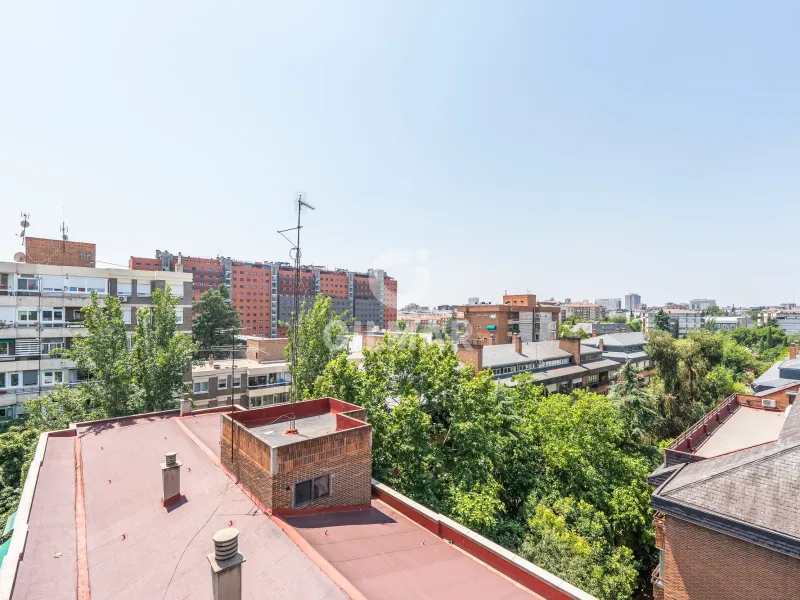 Apartment in Nueva España - Madrid