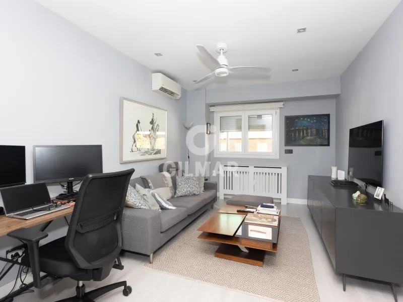 Apartment in Cuatro Caminos - Madrid