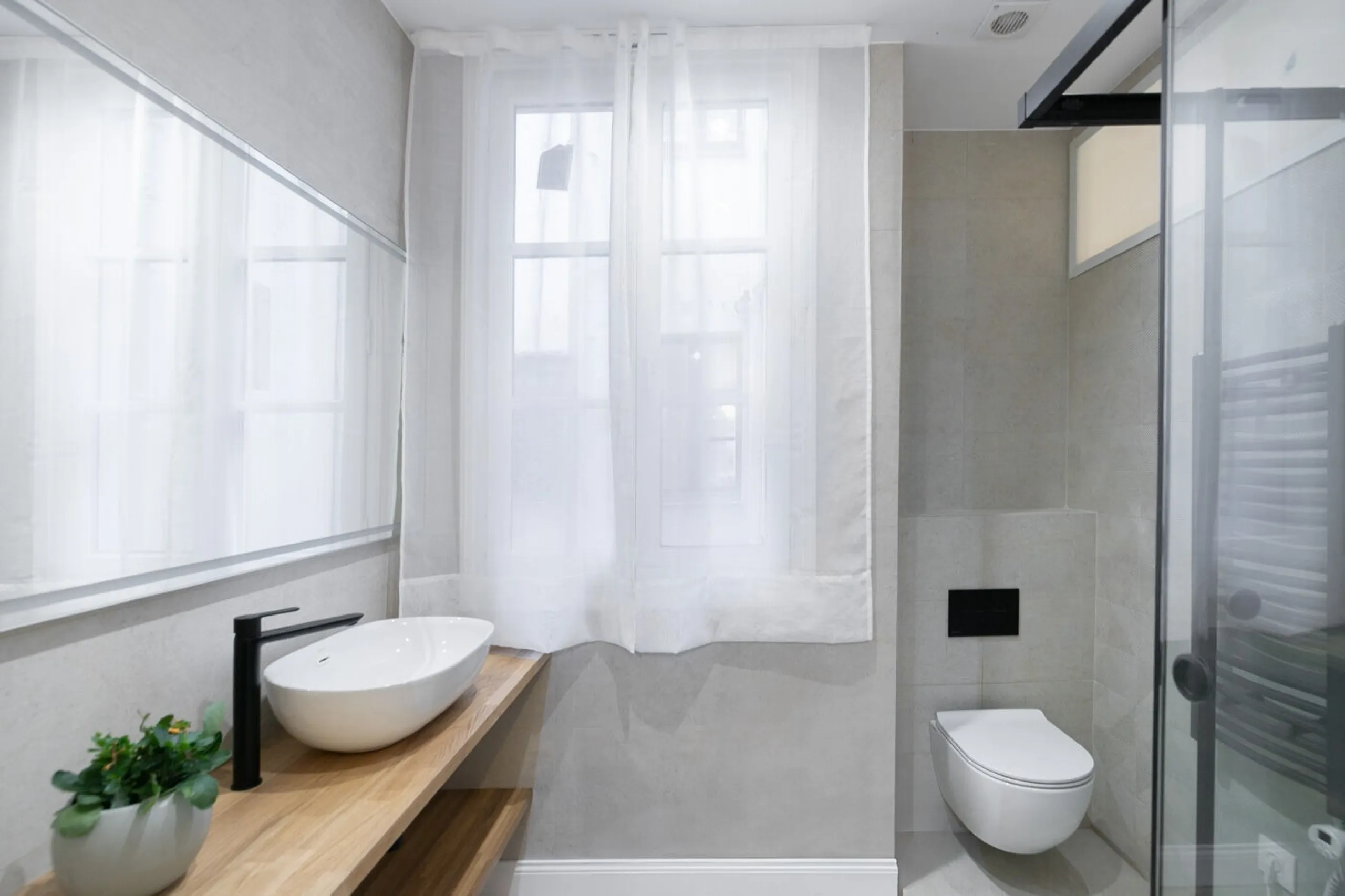 Elegant Renovated Modernist Apartment in Eixample, Barcelona