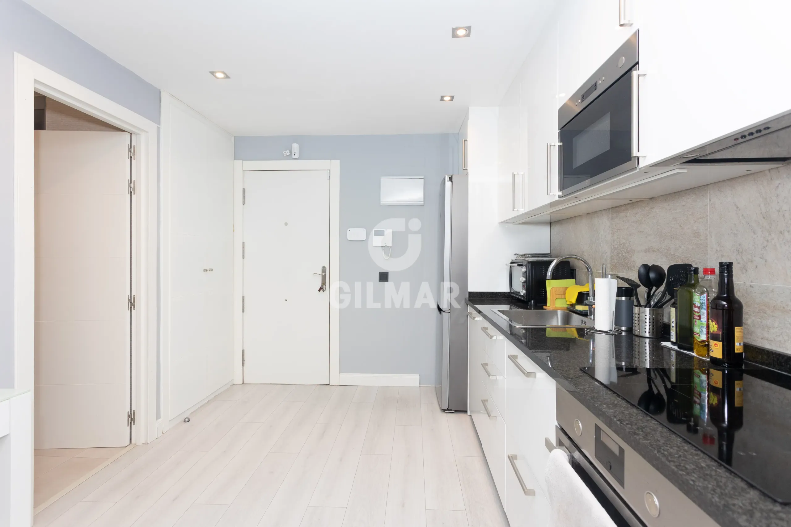 Apartment in Cuatro Caminos - Madrid