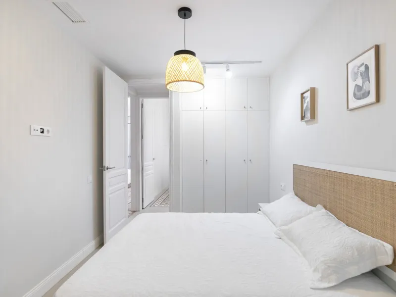 Elegant Renovated Modernist Apartment in Eixample, Barcelona