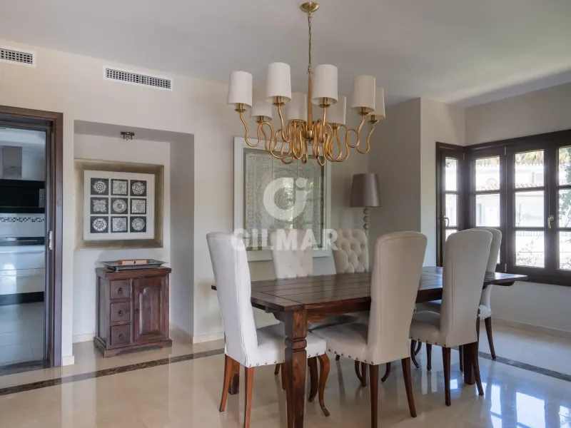 Villa in Marbella Este - Málaga